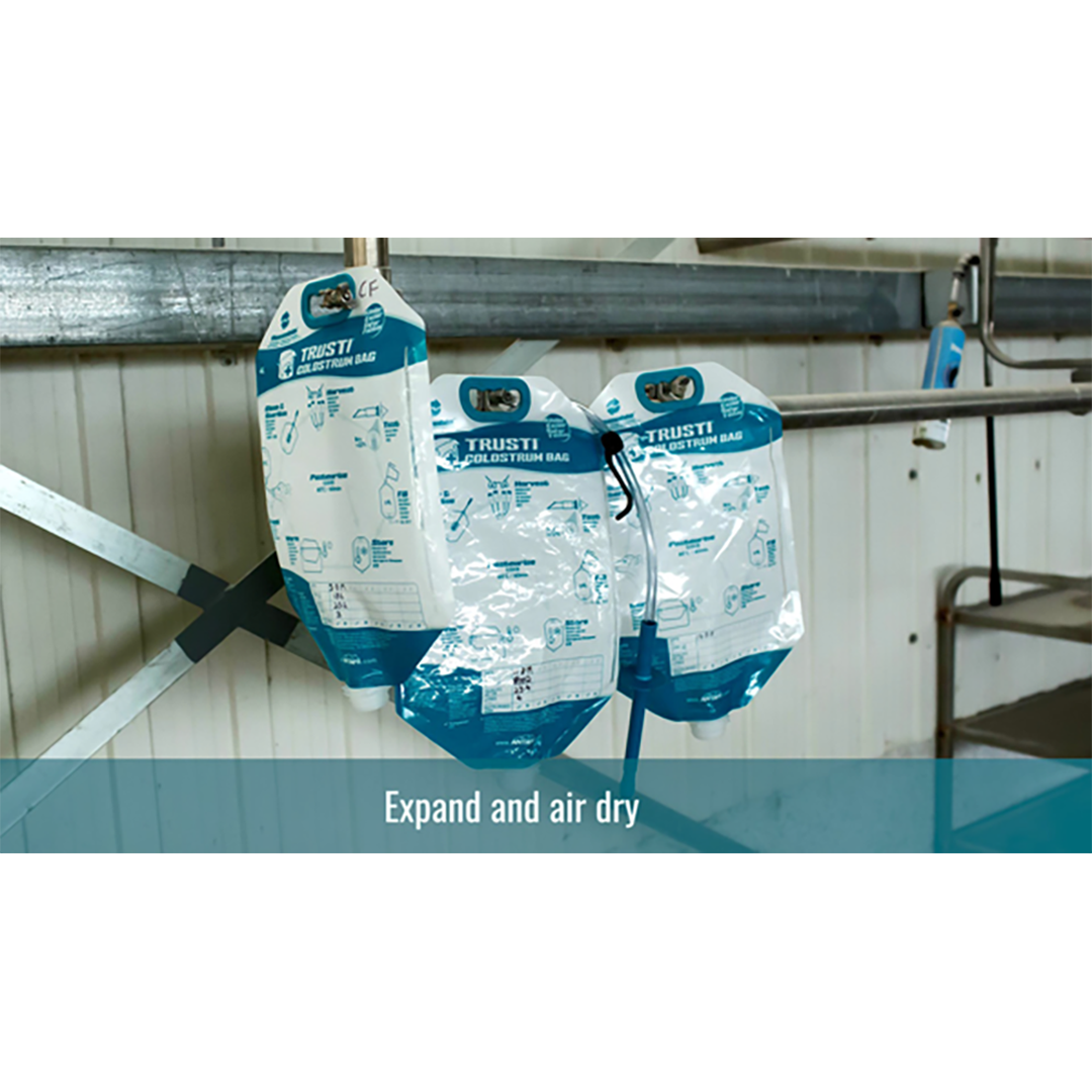 Antahi Trusti Set 4L Colostrum 5 Bags with Teat and Tube
