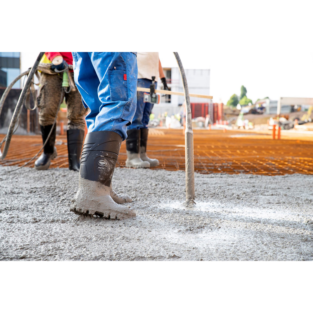 Bekina StepliteX Solidgrip Gumboot Safety