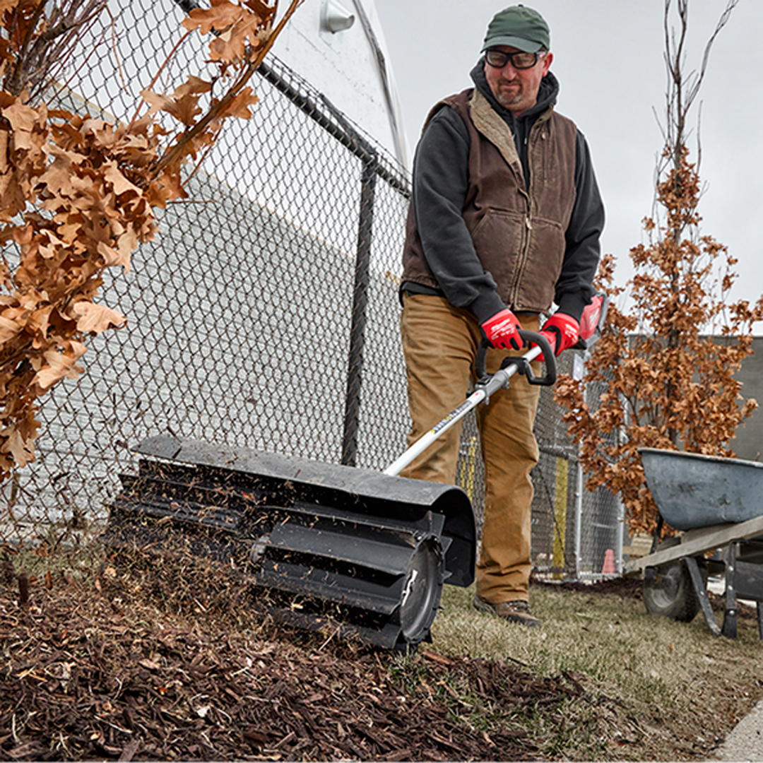 M18 Fuel Rubber Broom Attachment