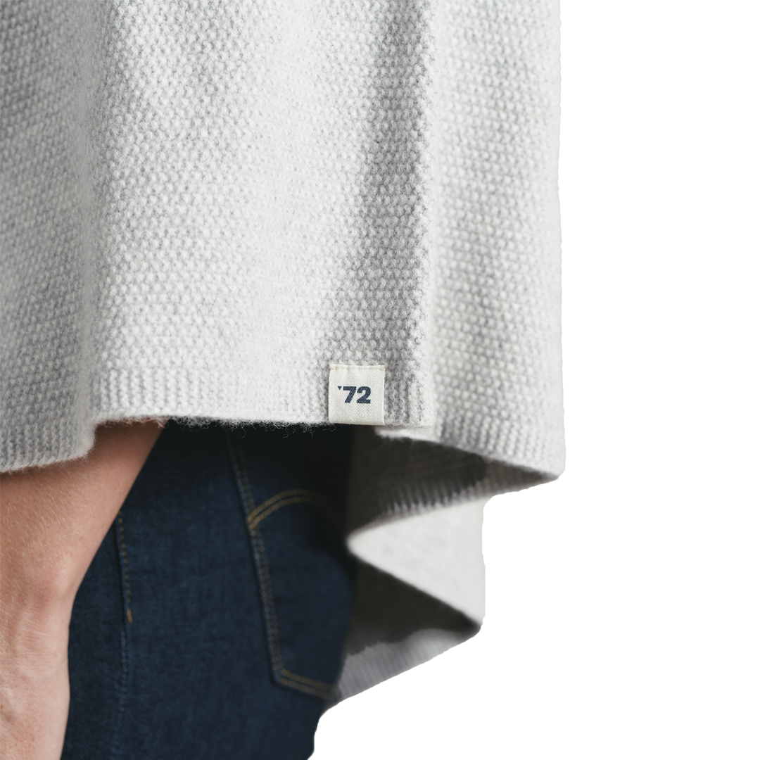1972 Victoria Merino Poncho Wmns