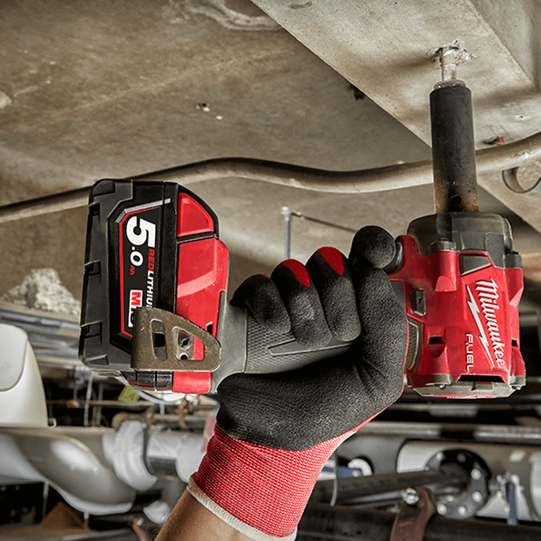 M18 Fuel 1/2in Compact Impact Wrench with Friction Ring Kit